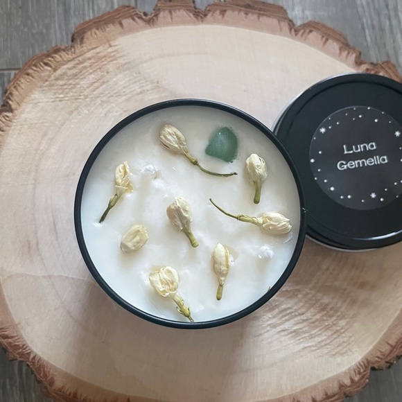 *Queen Magic* 4oz Soy Wax Candle - Picture 1 of 6